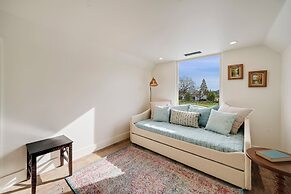 Villa in French Chateau Estate in Napa Valley