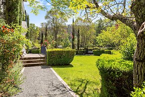 Villa in French Chateau Estate in Napa Valley
