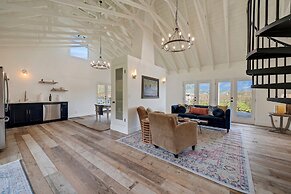 Villa in French Chateau Estate in Napa Valley