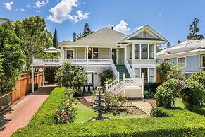 Casa Rosa in St Helena