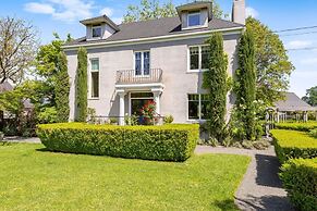 French Provencal Chateau in the Heart of Napa