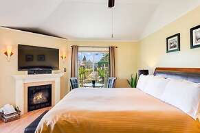 French Provencal Chateau in the Heart of Napa