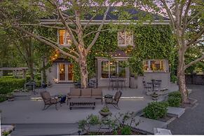 French Provencal Chateau in the Heart of Napa