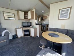 Great Caravan With Homely Feel in Clacton-on-sea