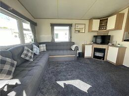 Great Caravan With Homely Feel in Clacton-on-sea