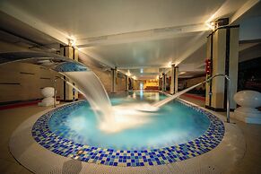 The Pepper King Resort & Pool Spa