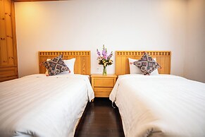 The Pepper King Resort & Pool Spa