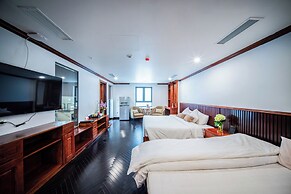 The Pepper King Resort & Pool Spa