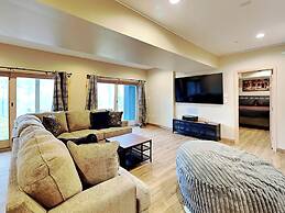 Fortune Mountain Retreat by Taylor Made Deep Creek
