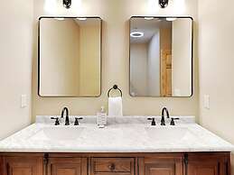 Fortune Mountain Retreat by Taylor Made Deep Creek