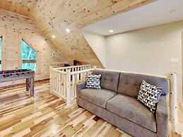 Fortune Mountain Retreat by Taylor Made Deep Creek