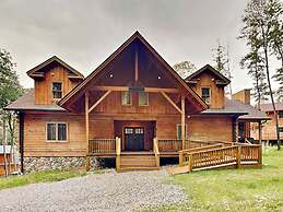 Fortune Mountain Retreat by Taylor Made Deep Creek