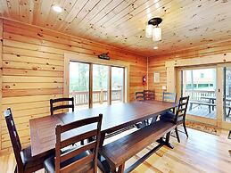 Fortune Mountain Retreat by Taylor Made Deep Creek