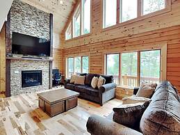 Fortune Mountain Retreat by Taylor Made Deep Creek