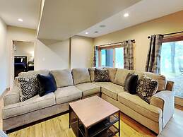 Fortune Mountain Retreat by Taylor Made Deep Creek