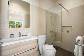 NEW 6BR Playground Private Pool Pro-bbq Palapa