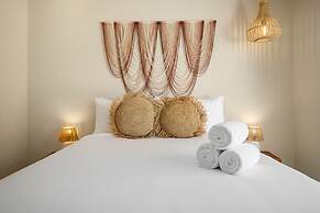 NEW 6BR Playground Private Pool Pro-bbq Palapa