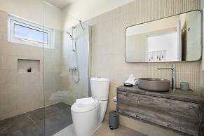 NEW 6BR Playground Private Pool Pro-bbq Palapa