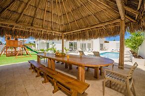 NEW 6BR Playground Private Pool Pro-bbq Palapa