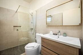 NEW 6BR Playground Private Pool Pro-bbq Palapa