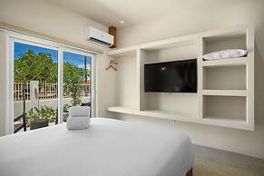 NEW 6BR Playground Private Pool Pro-bbq Palapa