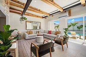 NEW 6BR Playground Private Pool Pro-bbq Palapa