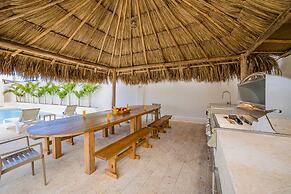 NEW 6BR Playground Private Pool Pro-bbq Palapa