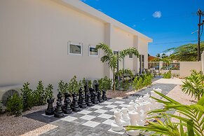 NEW 6BR Playground Private Pool Pro-bbq Palapa