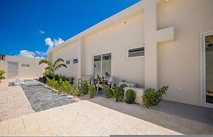 NEW 6BR Playground Private Pool Pro-bbq Palapa