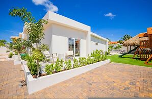 NEW 6BR Playground Private Pool Pro-bbq Palapa