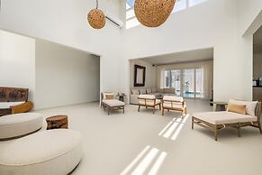 4 4 5 Rooftoppoolpingponggazebonear Ritz Beach