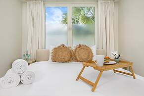 4 4 5 Rooftoppoolpingponggazebonear Ritz Beach