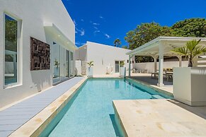 4 4 5 Rooftoppoolpingponggazebonear Ritz Beach