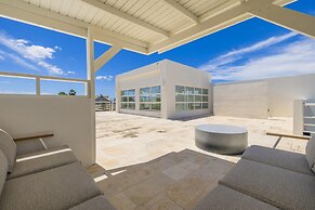 4 4 5 Rooftoppoolpingponggazebonear Ritz Beach