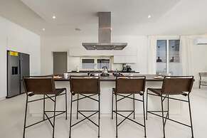 4 4 5 Rooftoppoolpingponggazebonear Ritz Beach