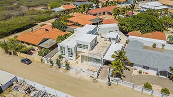 4 4 5 Rooftoppoolpingponggazebonear Ritz Beach