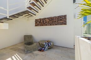 4 4 5 Rooftoppoolpingponggazebonear Ritz Beach