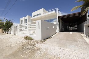 4 4 5 Rooftoppoolpingponggazebonear Ritz Beach