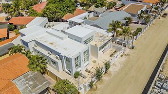 4 4 5 Rooftoppoolpingponggazebonear Ritz Beach