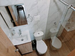 Aparta Hotel Berakaup