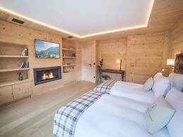 Superior Chalet With Views