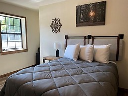 Whitetail Inn