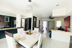 Apartments with Shared Pool and BBQ