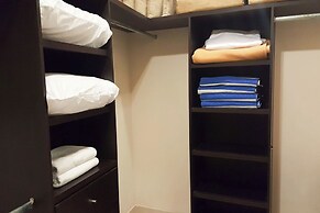 Apartments with Shared Pool and BBQ