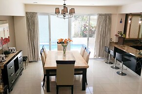 Apartments with Shared Pool and BBQ