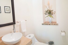 Apartments with Shared Pool and BBQ