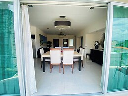 Apartments with Shared Pool and BBQ