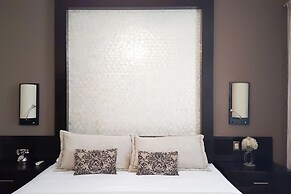 Apartments with Shared Pool and BBQ