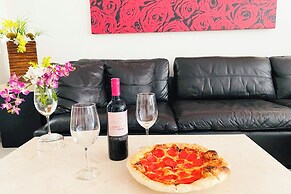 Apartments with Shared Pool and BBQ