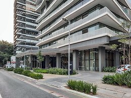 JFL prédio completo com café da manha